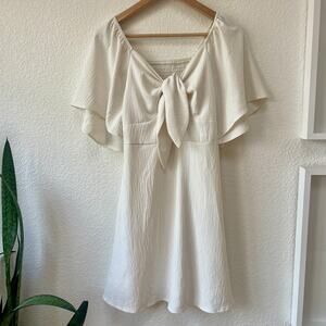 Bow Tie Dress Size Small Mini White Flutter Sleeves